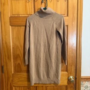 Banana Republic Women's Camel Turtleneck Sweater